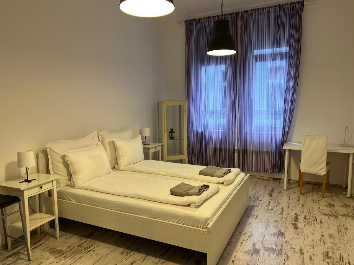 Kiko'S Forest Apartment Budapest Exterior photo